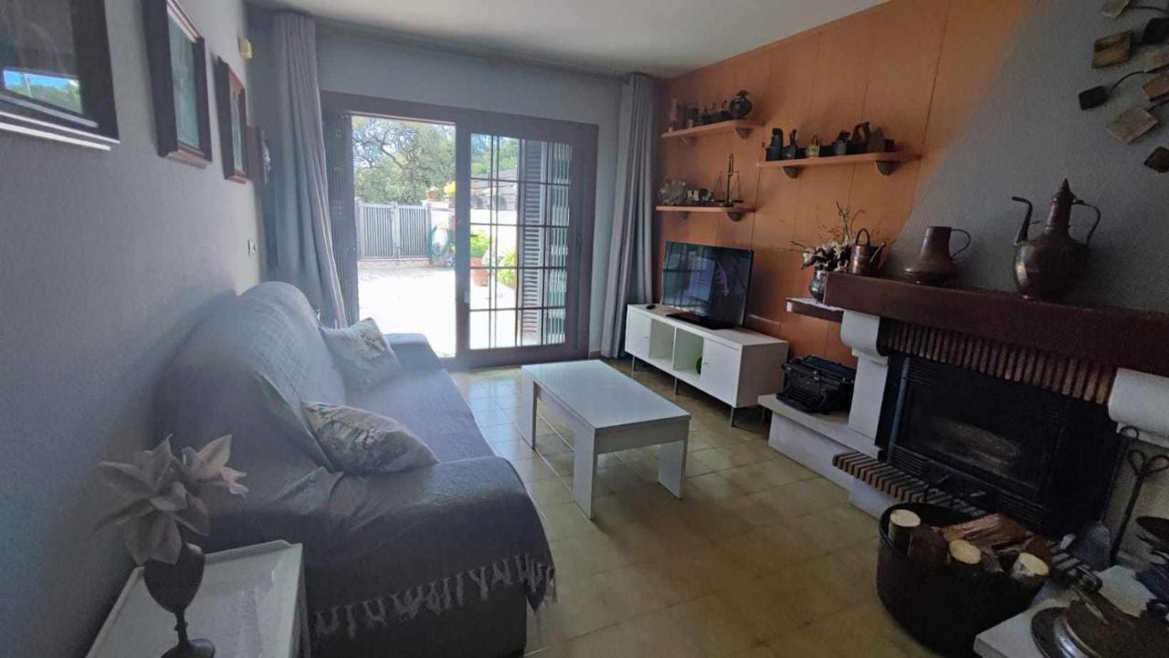 Ferienhaus Casa Aurora, Piscina , Wifi, Jardin 5-6 Pax *