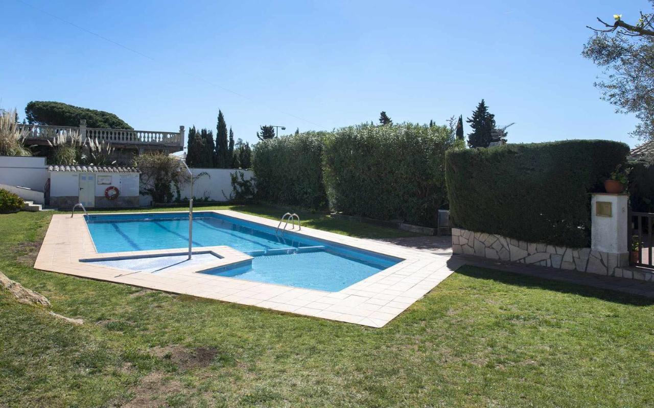 Casa Aurora, Piscina , Wifi, Jardin 5-6 Pax * Gerona