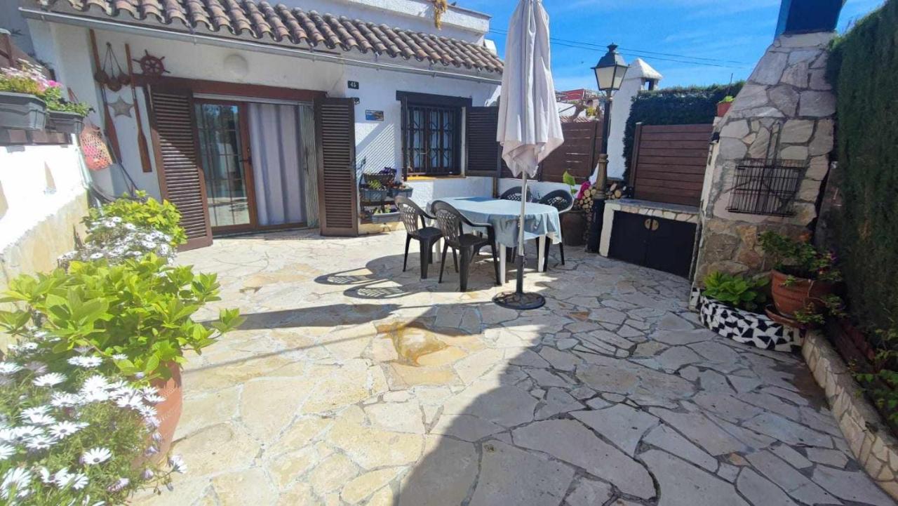 Casa Aurora, Piscina , Wifi, Jardin 5-6 Pax *