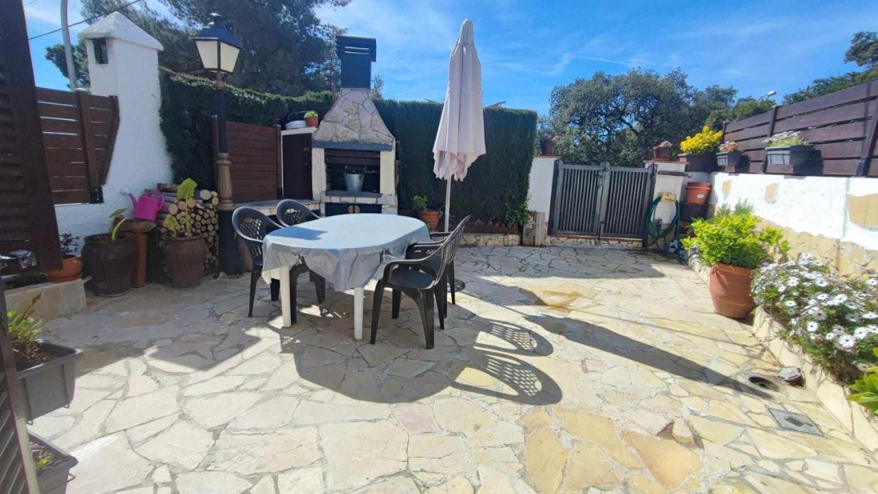 Ferienhaus Casa Aurora, Piscina , Wifi, Jardin 5-6 Pax Gerona